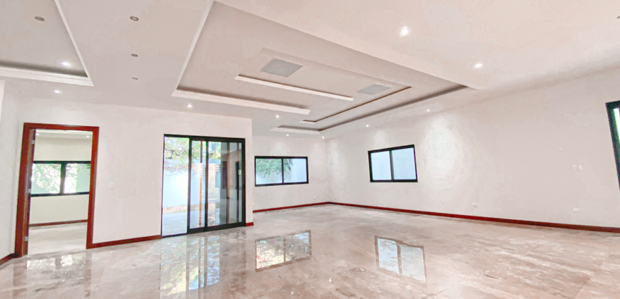 Residencia en Colonia del Valle, San Pedro Garza García.